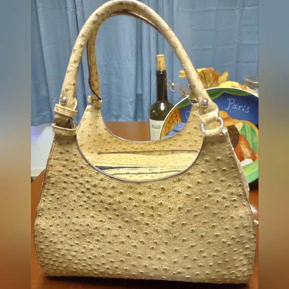 NWOT/ Tan Croc Embossed Faux leather Tote handbag - Picture 8 of 11